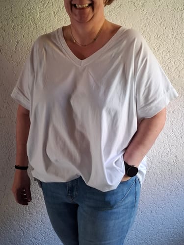 Customer photo review of T-Shirt GINA.S Curvy One Size 42-52