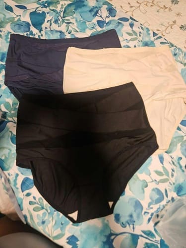 Customer photo review of High-Waist Tummy Control Seamless Shaping Panties