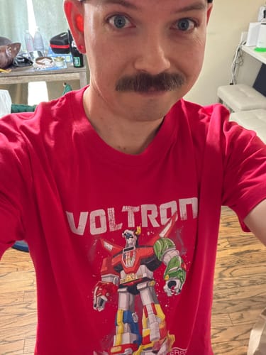 Customer photo review of Voltron — Universe Cotton Vintage Tee