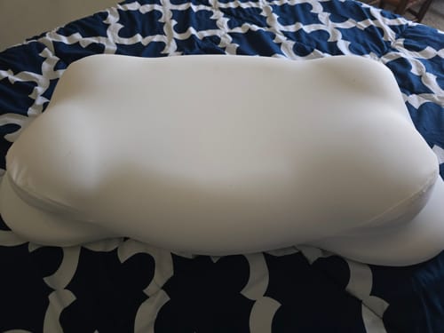 Customer photo review of Mellow CloudAlign™ Pillow