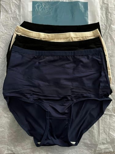 Customer photo review of High-Waist Tummy Control Seamless Shaping Panties