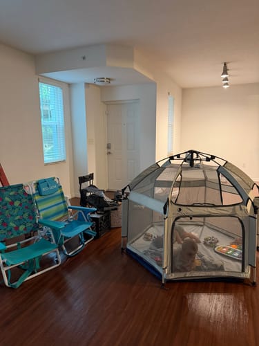 Customer photo review of Pop 'N Go® LUXE Playpen Comfort Bundle
