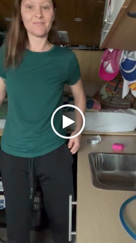 Customer video review of Liza Crew Neck Tee - Riverbank Green