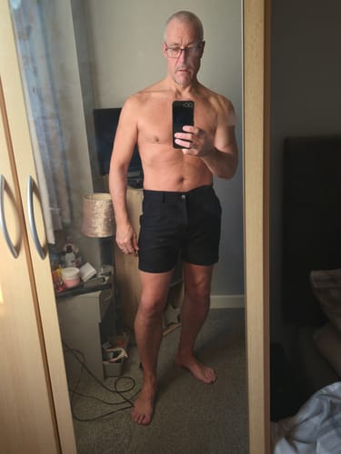 Customer photo review of Ultra-Stretch 5" Chino Shorts - Black