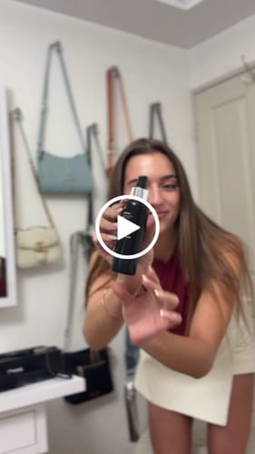 Customer video review of Charmé Thermal Blowout Brush - Pro Grade Salon Finish