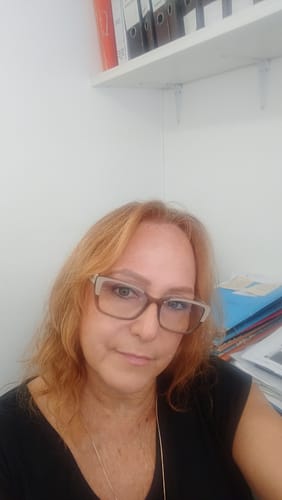 Reseña con foto de un cliente sobre Tratamiento Capilar Polvo de Cassia (Henna Neutra)