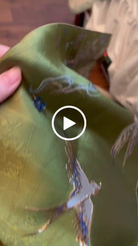 Customer video review of Ying Mei 莹梅 Gilded Songbird Mamian Skirt Set