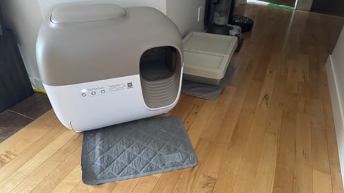 Customer photo review of Self-Cleaning Litter Box