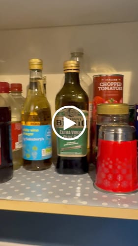 Customer video review of COOK'S BLUE POLKA DOT Wipe Clean & Unscented Drawer Liners