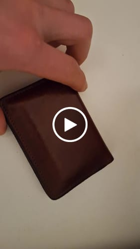 Customer video review of Diablo Slimline Card Holder