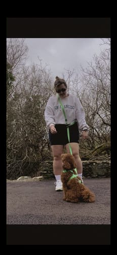Customer photo review of Tesla City Leash (Hands-Free)