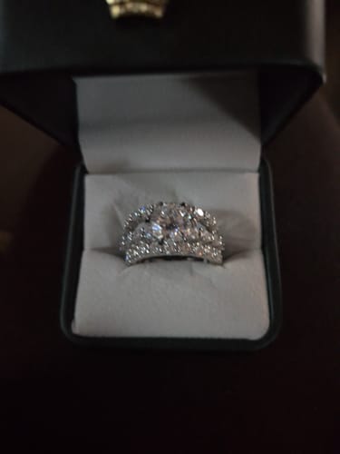 Customer photo review of L’Étoile Royale Ring