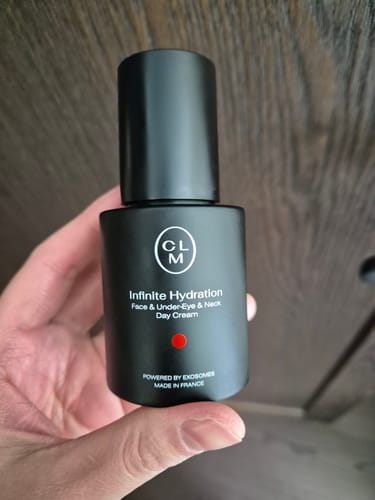 Customer photo review of CLM Infinity Hydration veido, paakių ir kaklo kremas