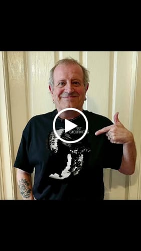Customer video review of Unisex t-shirt