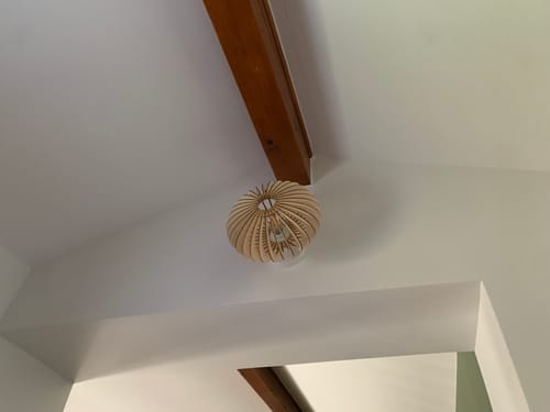 Avis photo d'un client sur Mini Néo teinté Chêne | Applique