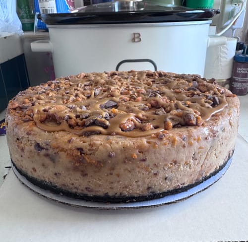 Customer photo review of Peanut Butter Butterfinger Cheesecake
