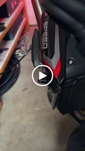Customer video review of Triumph Speed Triple 2016+ Low Profile Plug & Play Turn Signal Kits
