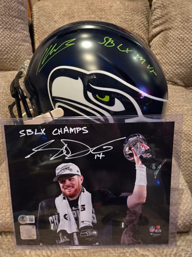 Customer photo review of Sam Darnold Autograph Signing