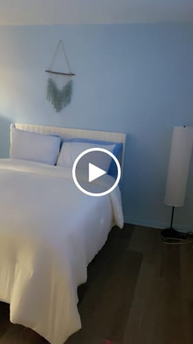 Customer video review of MarshMellow Comforter