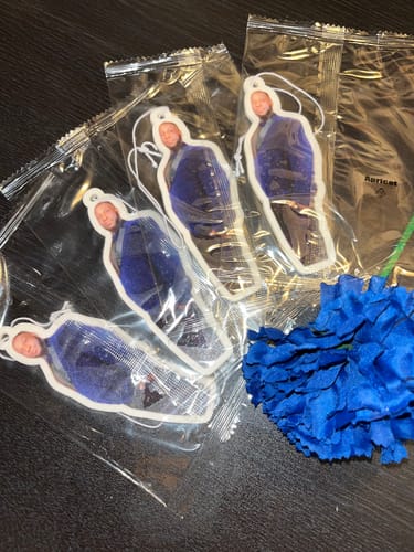 Customer photo review of Custom Air Freshener Live Crop