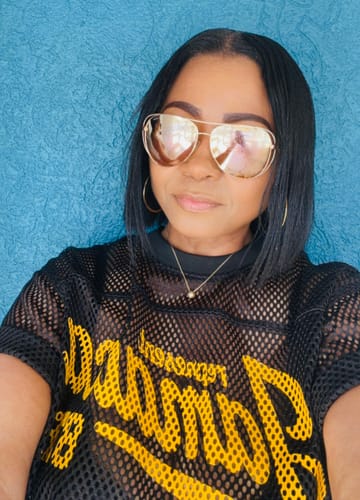 Customer photo review of Represent Jamaica Mesh Jersey (Black/Gold)