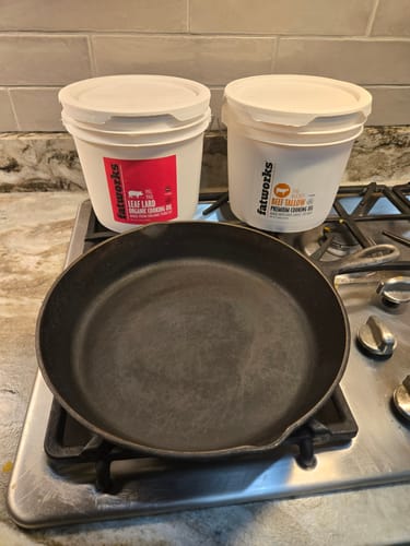 Customer photo review of Organic Leaf Lard Pig Pail-1 GALLON NEW