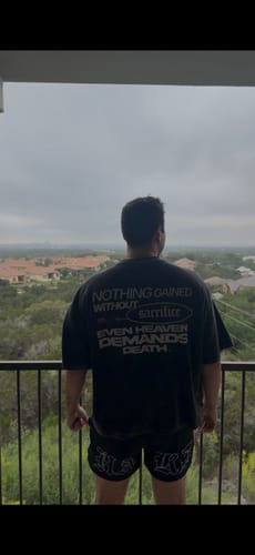 Customer photo review of SACRIFICE VINTAGE WAFFLE TEE