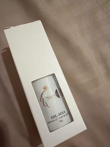 Customer photo review of Our version of Black Afgano Nasomatto by Nasomatto