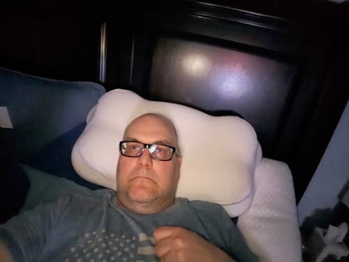 Customer photo review of Mellow CloudAlign™ Pillow