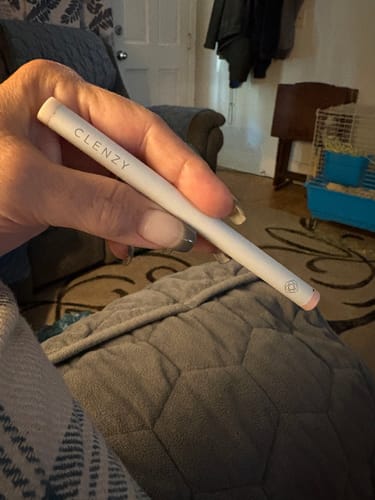 Customer photo review of Clenzy Vitamin Vapor (Real Throat Hit Just Like A Cigarette)