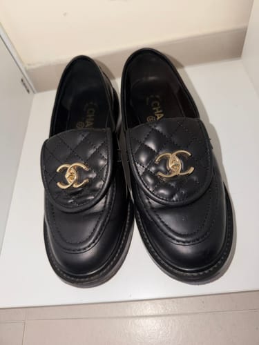 Customer photo review of Moccasins Black Quilted Calfskin Gold CC