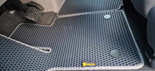 Customer photo review of Fußmatten für Van - Komplettset