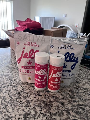 Customer photo review of Jelly 6000mg THC Live Sugar Blend Gummies
