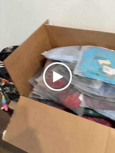 Customer video review of TikTok Brand Women's NWT Athleisure & Apparel