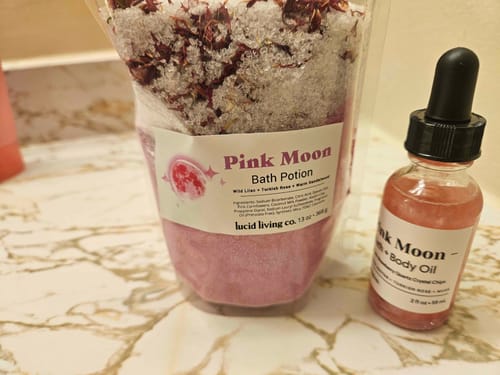 Customer photo review of FREE GIFT: Mystery Mini Oil ๐