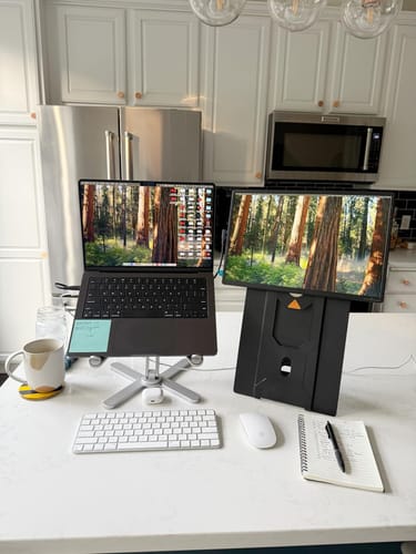 Customer photo review of Model-X 2.0 Stand