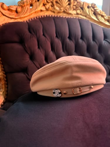 Customer photo review of BERET HAT IN OAT YELLOW FABRIC 419384