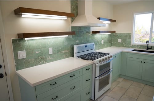 Customer photo review of Modern 3" Thick Floating Shelves