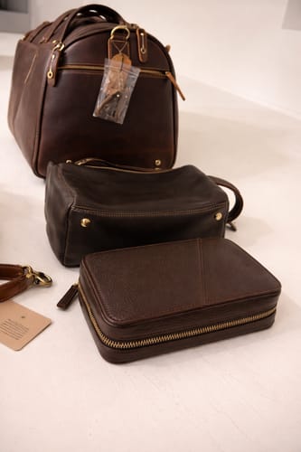 Customer photo review of Men's Leather Duffle Bag - Convertible