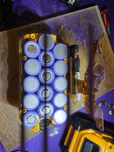 Customer photo review of Samsung 30T 21700 3000mAh 35A Battery