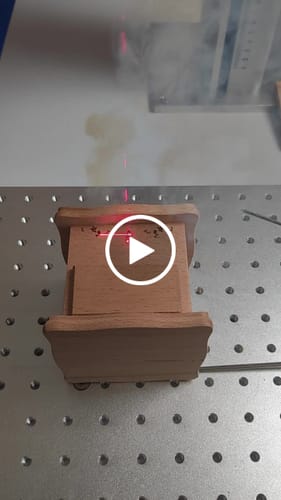 Customer video review of (USA Warehouse) Cloudray UV-5 5W UV Laser Marking Engraver with 4.3” X 4.3” Scan Area