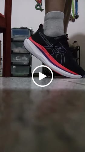 Customer video review of Asics Glideride Max Hombre Black Flash Red