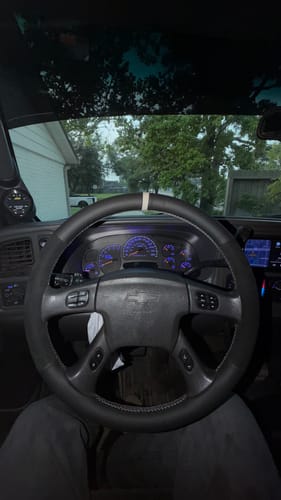 Customer photo review of Chevrolet Silverado 1500 2500 3500 Classic Avalanche Express Suburban Tahoe TrailBlazer 2001-2006