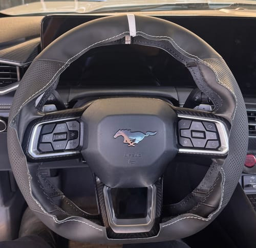 Customer photo review of Ford Mustang 2024