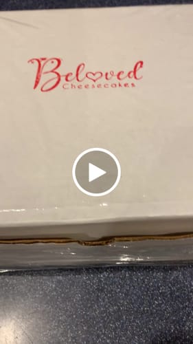 Customer video review of Oreo Cheesecake