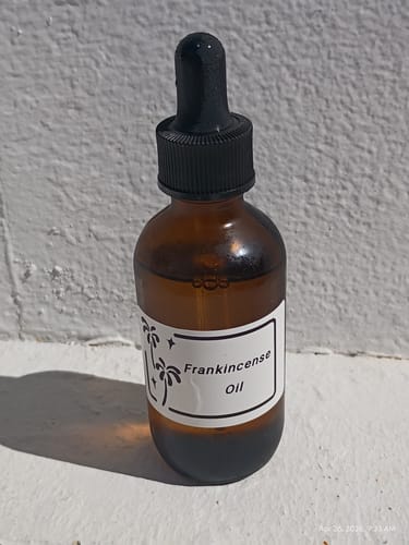 Customer photo review of Organic Frankincense Essential Oil — USDA Organic, 100% Pure