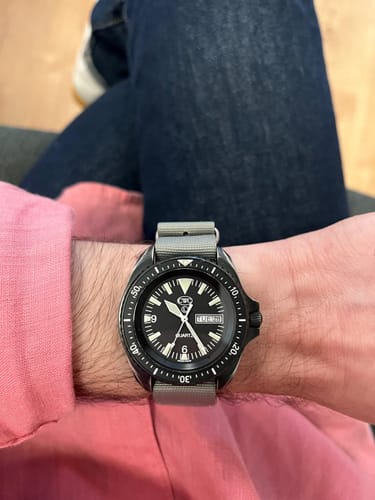 Customer photo review of Heat-Welded Plain Color Variant Mafia Strap 18, 20mm