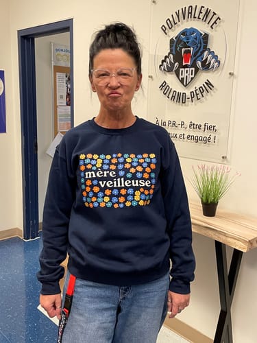 Customer photo review of Sweatshirt Mère Veilleuse