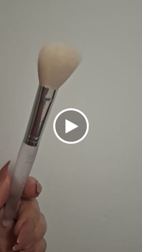 Customer video review of F105 – četkica za konture i bronzer
