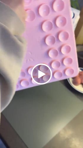 Customer video review of Dog Licking Munch Mats®